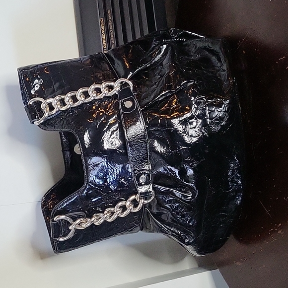 Beyonce Vintage black Chained purse - Picture 3 of 3